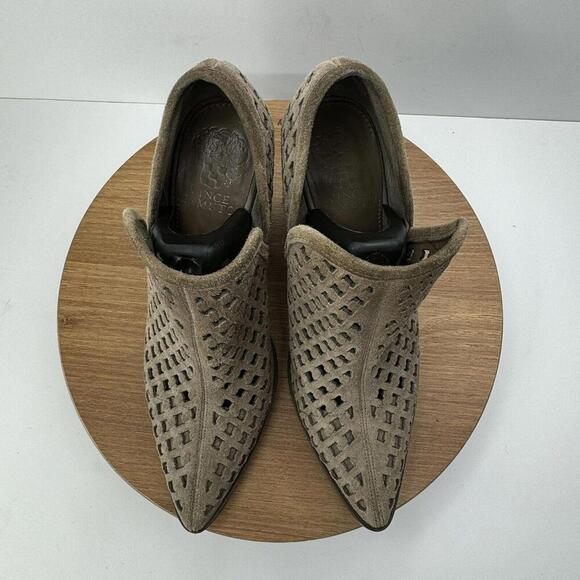 Vince Camuto Suede Cutout Ankle heeled Boots Size 7.5 Taupe Camarie‎ block stack - Picture 3 of 5